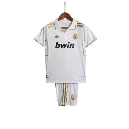 Kit Infantil Real Madrid 11/12 Home